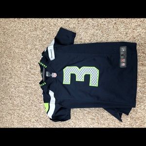 Russel Wilson boys Nike size small Jersey